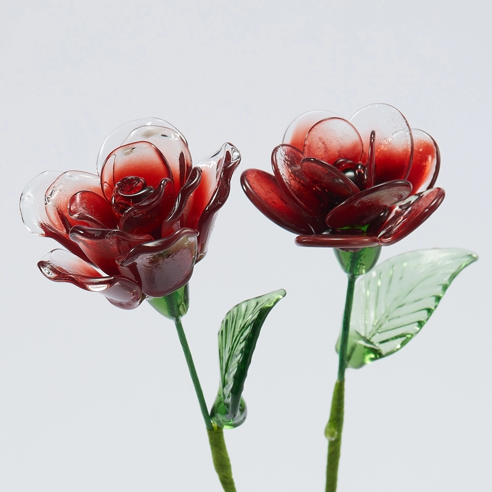 In Loving Memory: Artisan Handblown Glass Flower Tribute – A Lasting Symbol of Love and Remembrance (4)
