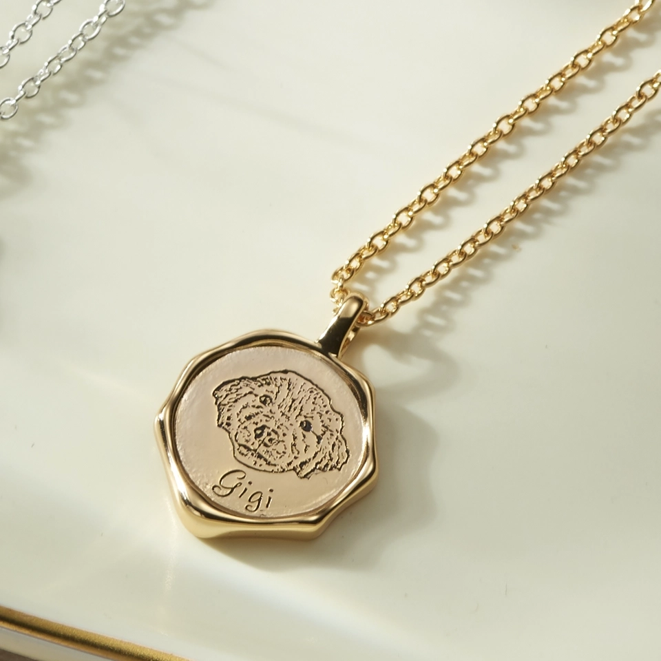 Personalized Pet Pendant - Custom Engraved Dog/Cat Necklace in Gold with Pet's Name Personalized Pet Pendant - Custom Engraved Dog/Cat Necklace in Gold with Pet's Name